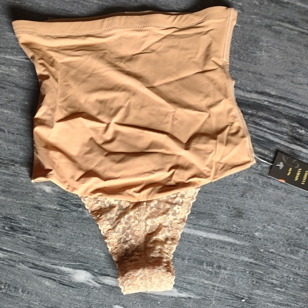 Seamless Tan Shapewear Briefs